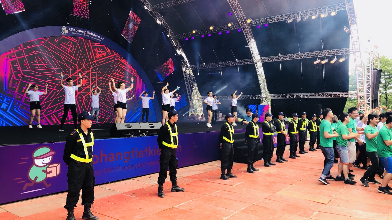 Công tác tổ chức sự kiện