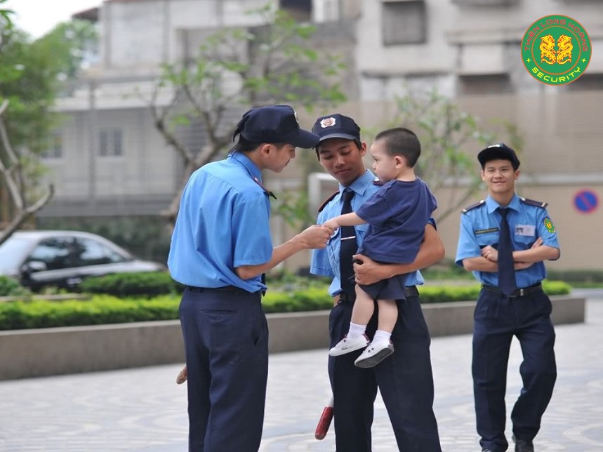 Nhiệm vụ của Dịch Vụ Bảo Vệ Trường Học của Thiên Long Hoàng