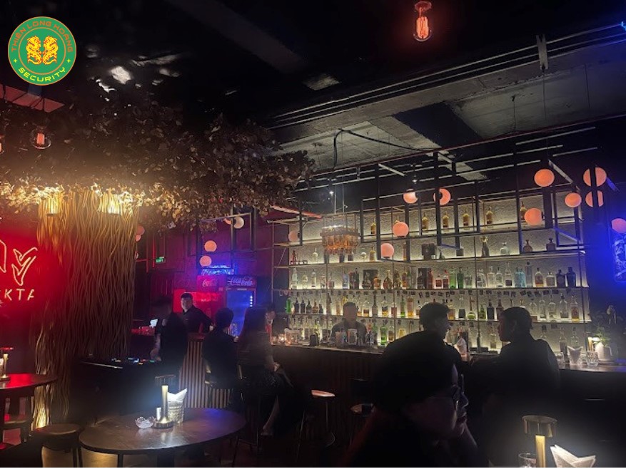 Dịch Vụ Bảo Vệ Quán Bar Chuyên Nghiệp Tại Nghệ An
