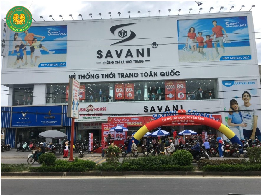 Dịch Vụ Bảo Vệ Cửa Hàng Thời Trang Chuyên Nghiệp Tại Quảng Bình