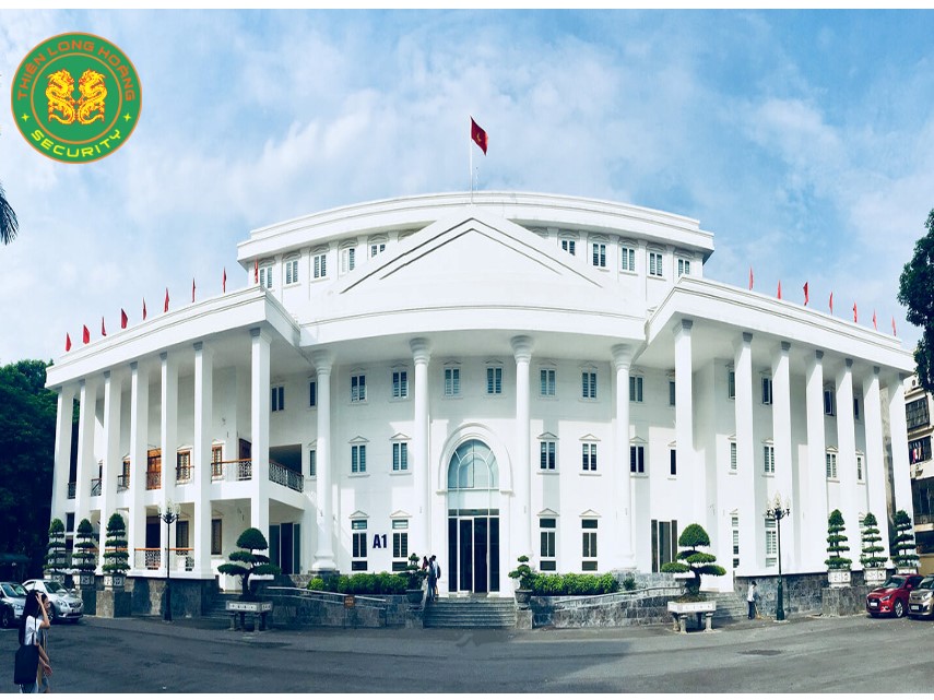 Bảo Vệ Trường Học tại Hà Nội: Giải Pháp An Ninh Toàn Diện từ Thiên Long Hoàng