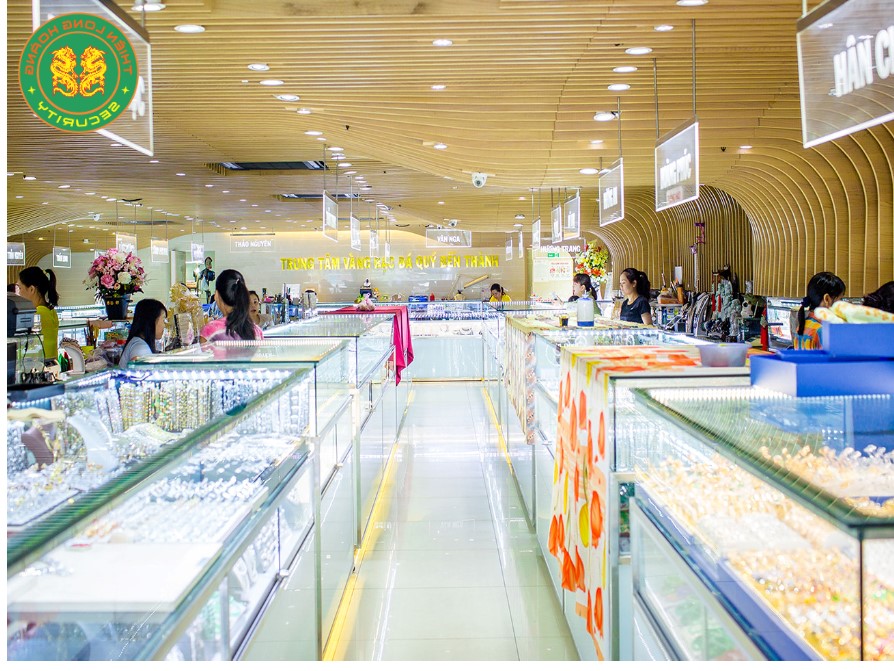 Dịch Vụ Bảo Vệ Cửa Hàng Bạc Đá Quý  Của Thiên Long Hoàng: An Tâm Cho Tài Sản Quý Giá