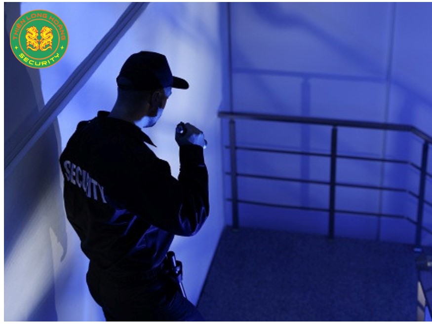 Những Kỹ Năng Quan Trọng cho Bảo Vệ Ca Đêm: Ứng Phó Với Nguy Hiểm